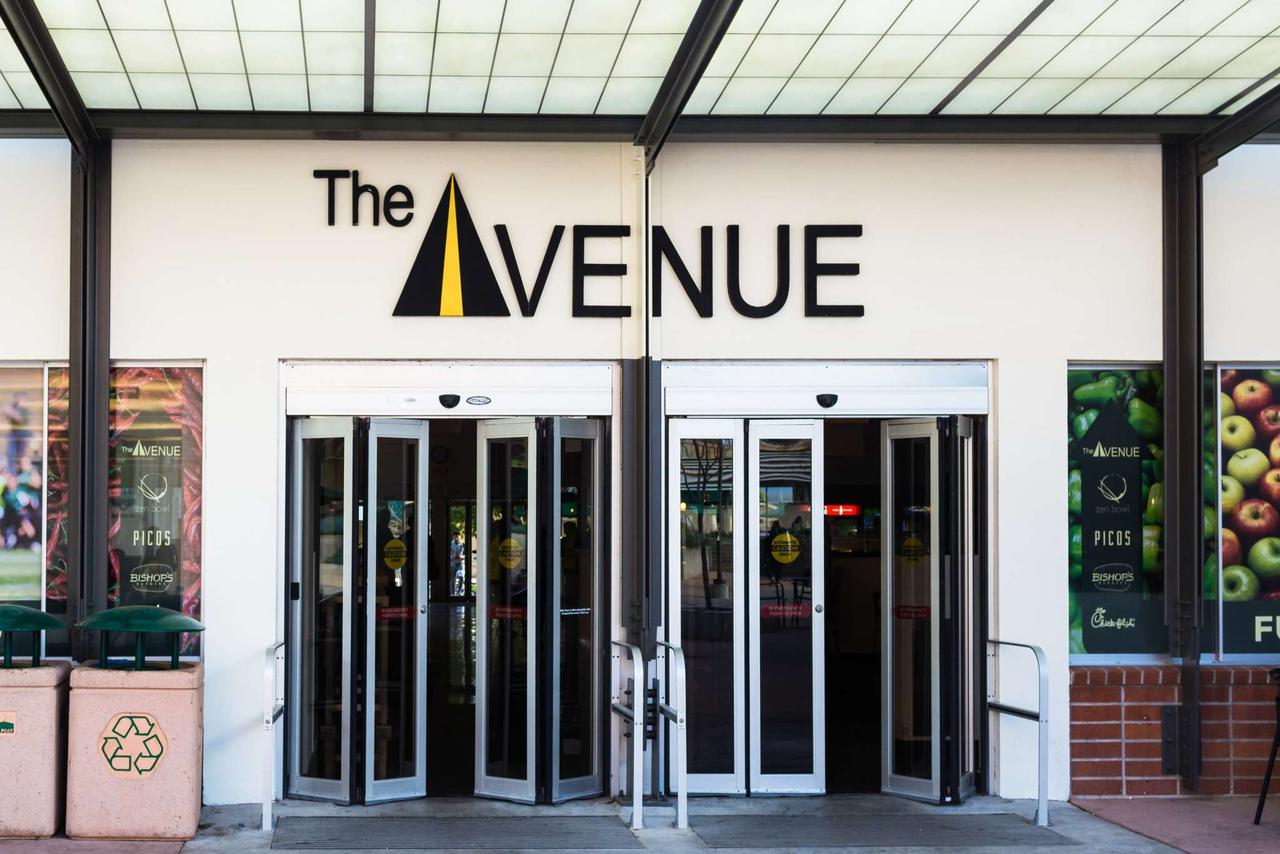 The Avenue changes operation hours