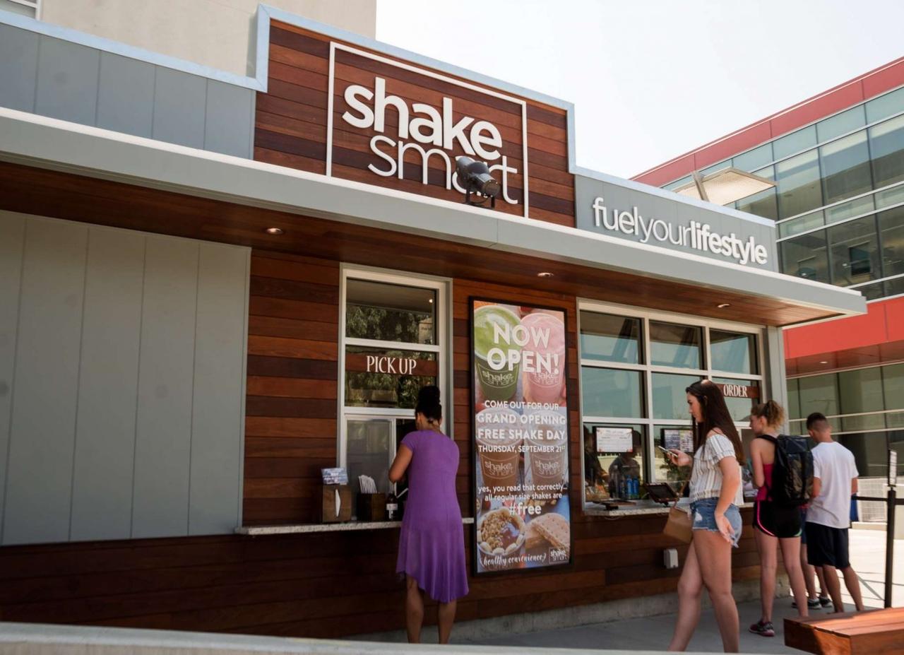 Shake Smart on the campus of Cal Poly. Campus Dining is combining declining balance funds with meal credits in three unique dining plans for incoming students.